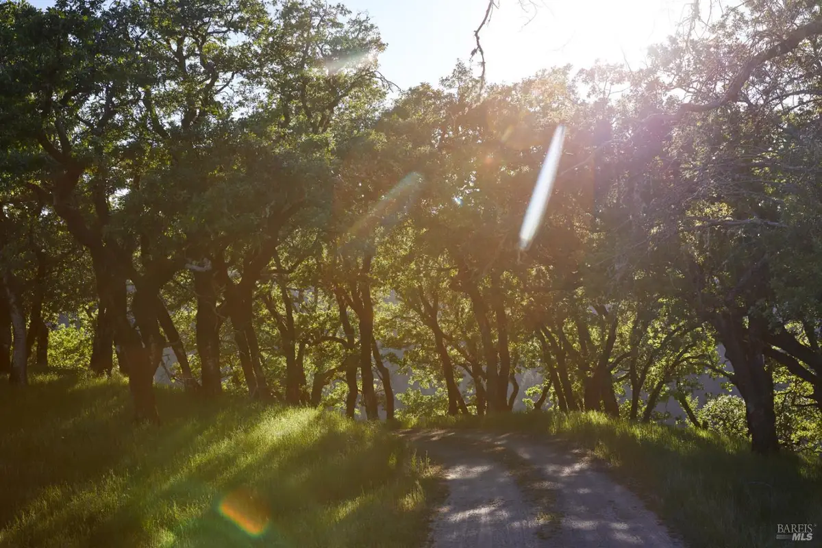 10850 Tomki Road, Redwood Valley, CA 95470 - Image #1