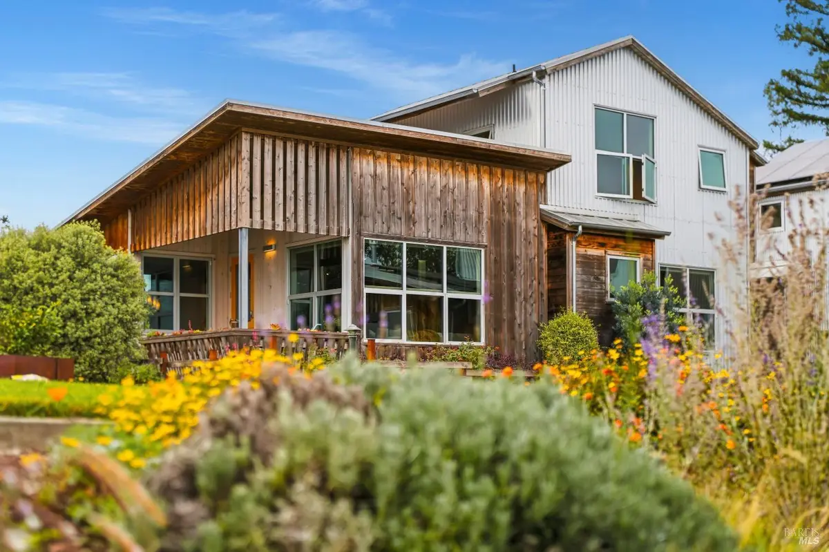 732 Keller Court, Petaluma, CA 94952 - Image #1