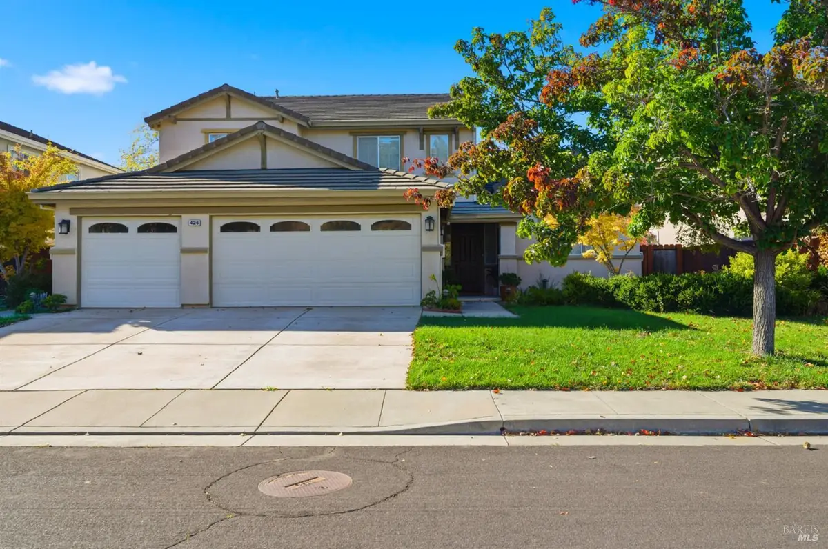 425 Dawson Creek Drive, Fairfield, CA 94534 - Image #1