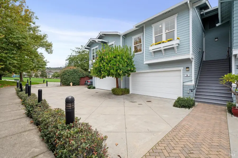 24 Merrydale Court, San Rafael, CA 94903 - Image #2