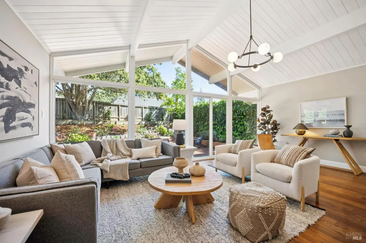 212 Blackstone Drive, San Rafael, CA 94903 - #1