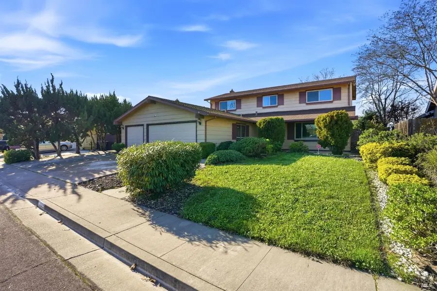 2100 Larchmont Circle, Fairfield, CA 94534 - Image #3