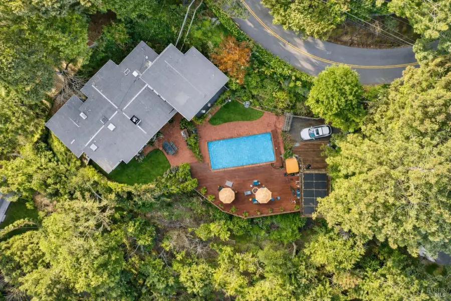 223 Evergreen Drive, Kentfield, CA 94904 - Image #2