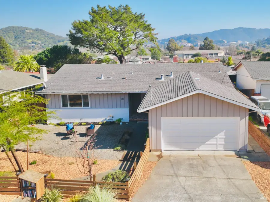587 Tanbark Terrace, San Rafael, CA 94903 - Image #2