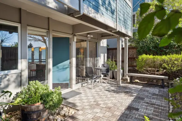 320 Via Casitas, Greenbrae, CA 94904