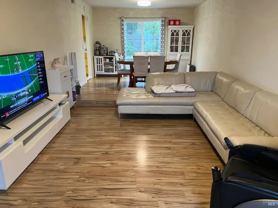 660 Berkshire Drive, Dixon, CA 95620 - #2