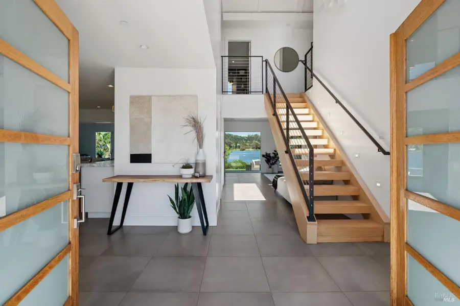 27 Lagoon Road, San Rafael, CA 94901 - #3