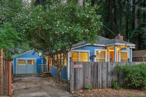 21911 Russian River Avenue, Villa Grande, CA 95486