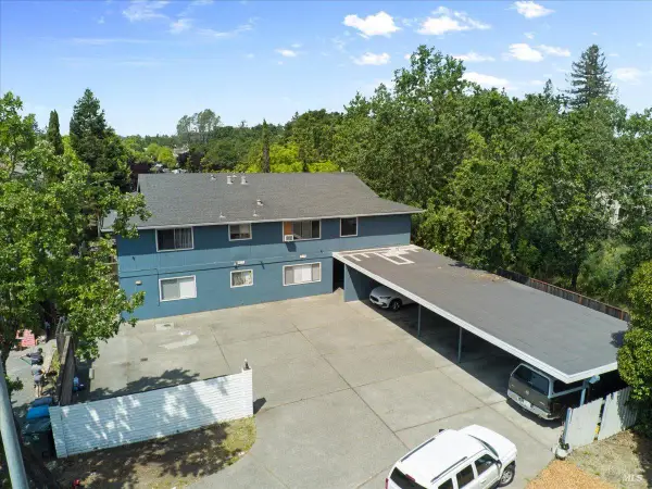 2379 Heidi Place, Santa Rosa, CA 95403