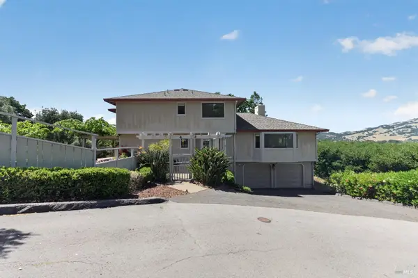 4 Harris Hill Drive, Novato, CA 94947