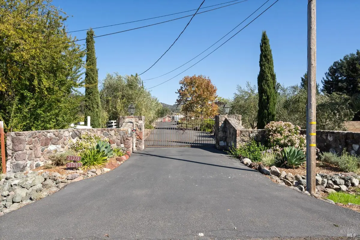 21278 Burndale Road, Sonoma, CA 95476 - #1