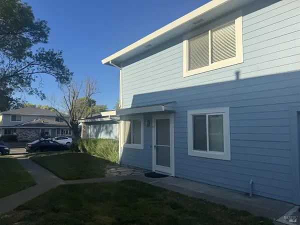 53 Los Padres Circle, Novato, CA 94947