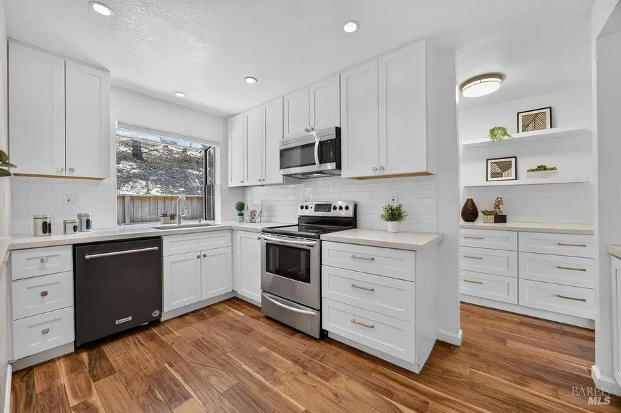 417 Sylvia Way, San Rafael, CA 94903 - #2
