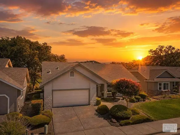 360 Singing Brook Circle, Santa Rosa, CA 95409
