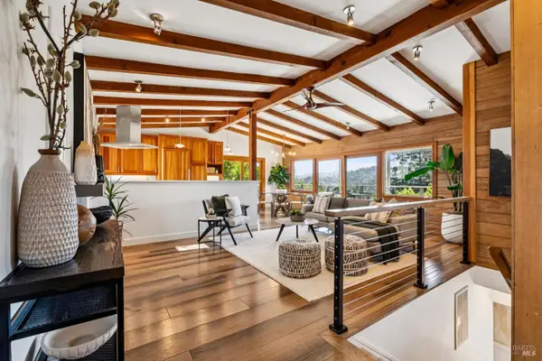 24 Hillcrest Court, San Anselmo, CA 94960