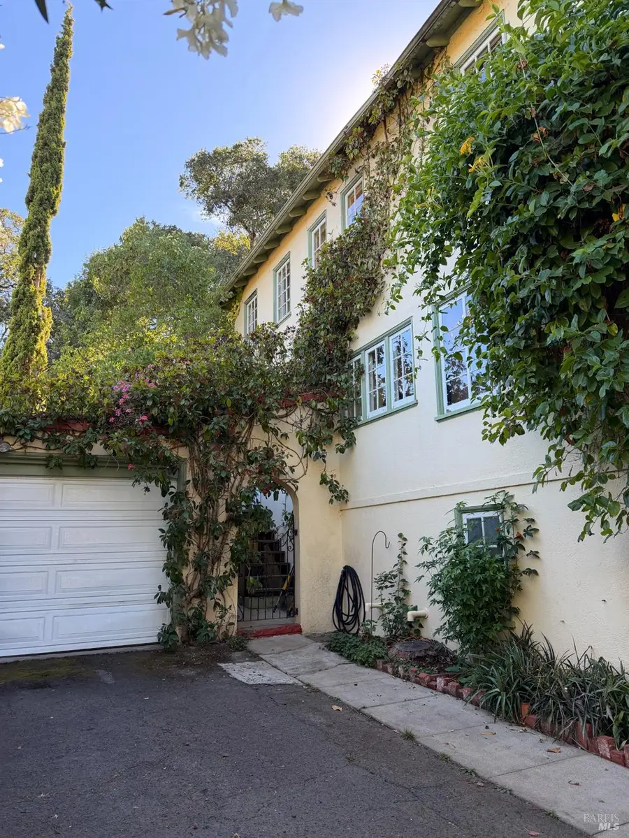 610 Sunnyslope Avenue, Petaluma, CA 94952 - #2