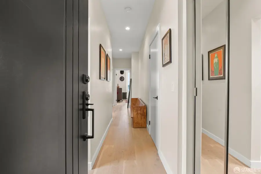 1811 Leavenworth Street #7, San Francisco, CA 94109 - #2