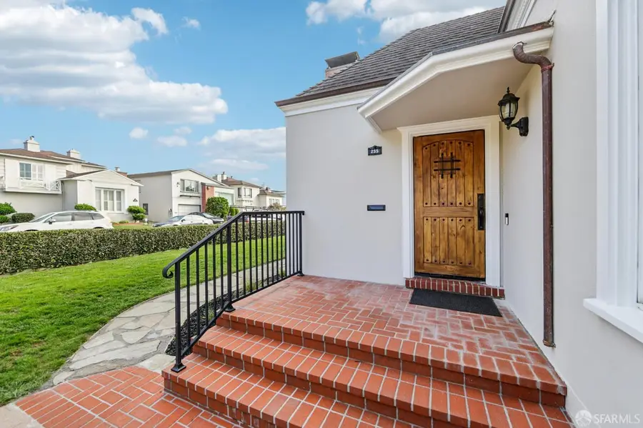 255 Crestlake Drive, San Francisco, CA 94132 - Image #3