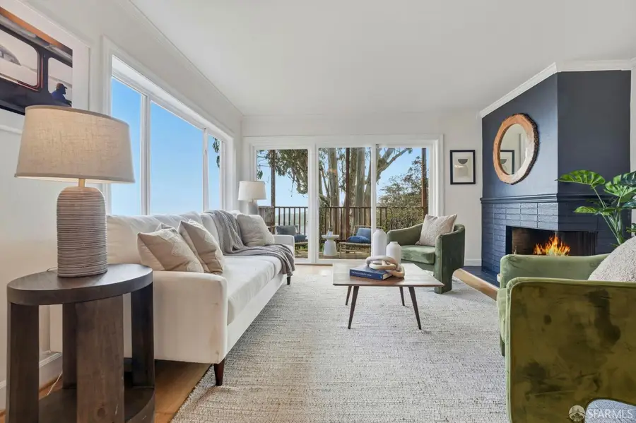 17 Perego Terrace #7, San Francisco, CA 94131 - Image #2