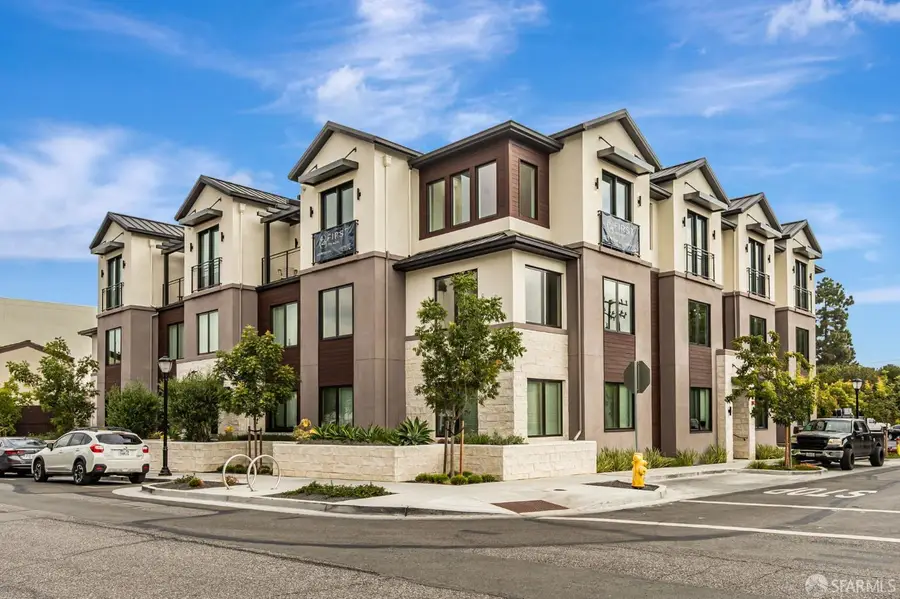 425 First Street #14, Los Altos, CA 94022 - Image #3