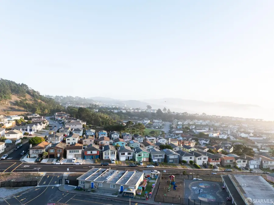 1219 Skyline Drive, Daly City, CA 94015 - Image #3