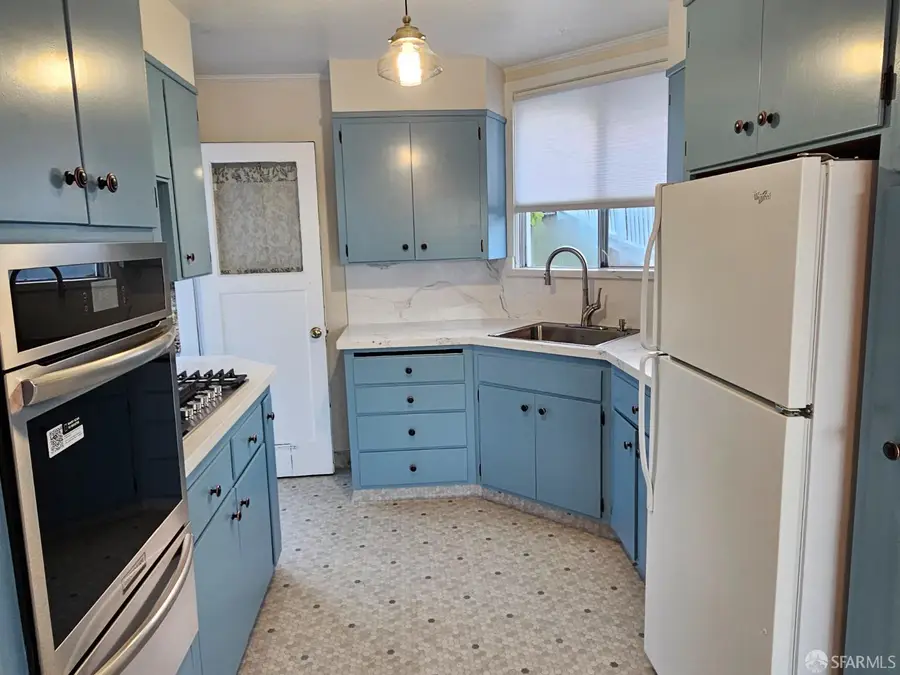 193 Hillside Boulevard, Daly City, CA 94014 - Image #3