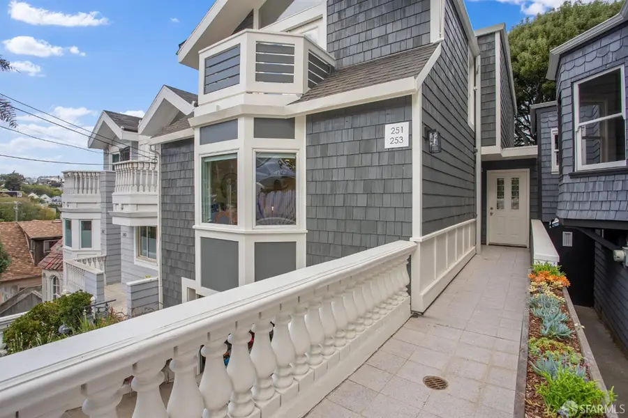 253 Ripley Street, San Francisco, CA 94110 - Image #3
