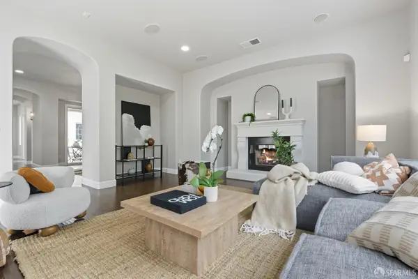 2129 Creekview Drive, Danville, CA 94506