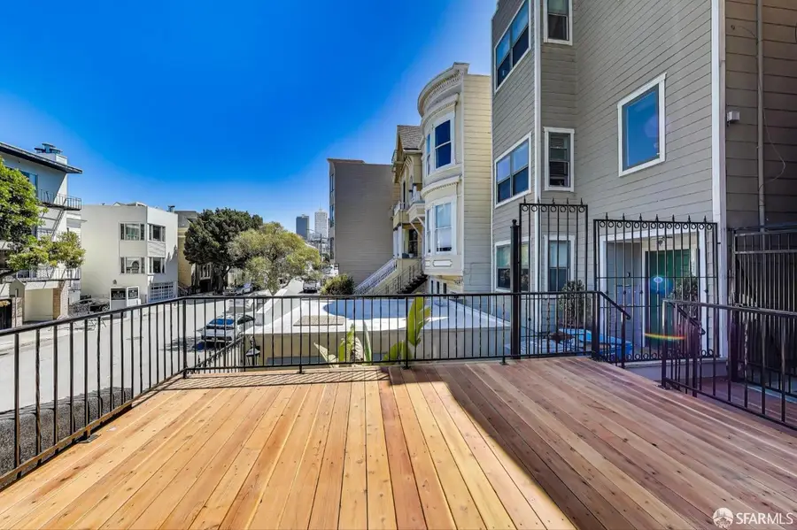 1623 Vallejo Street #2, San Francisco, CA 94123 - Image #3