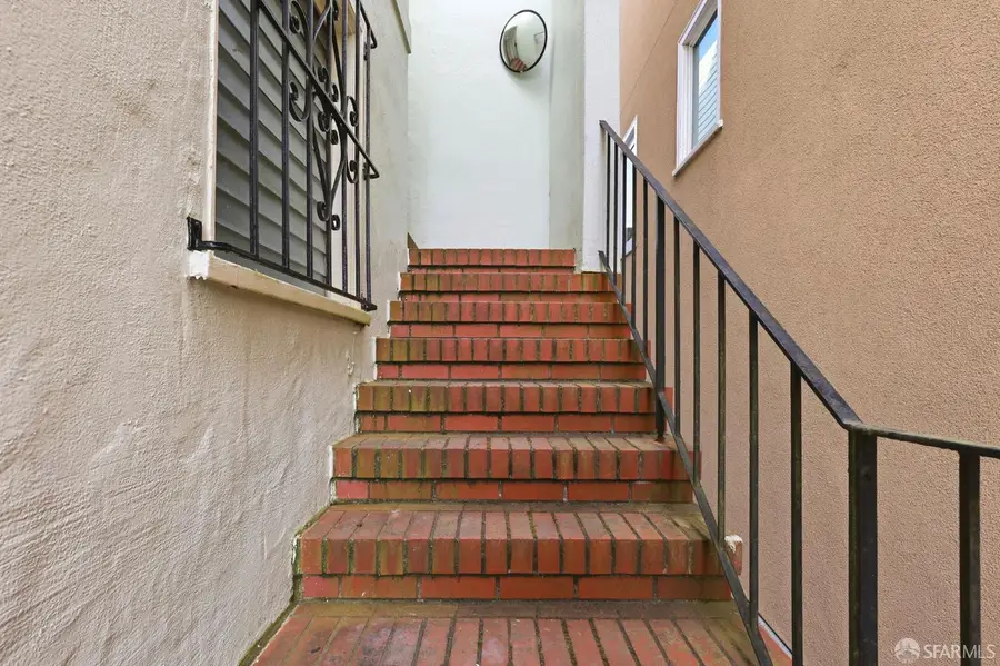 2010 16th Avenue, San Francisco, CA 94116 - Image #3