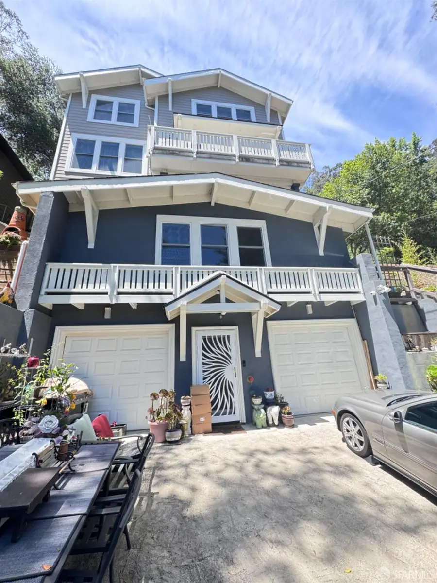 2276 Arrowhead Drive, Oakland, CA 94611 - Image #2