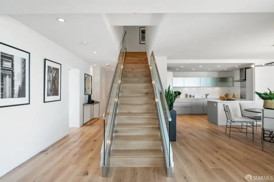 1080 Chestnut Street #11B, San Francisco, CA 94109 - Image #2