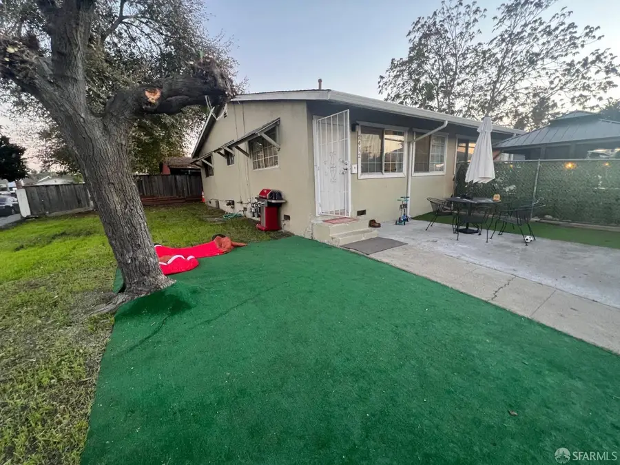 2410-2412 Dobern Avenue, San Jose, CA 95116 - Image #3