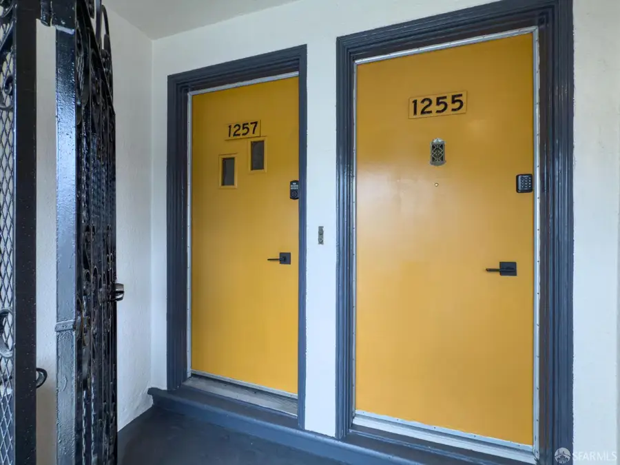 1255 19th Avenue, San Francisco, CA 94122 - Image #2