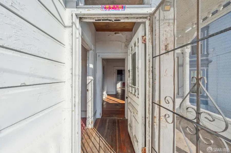 670 Sycamore Street, Oakland, CA 94612 - Image #2