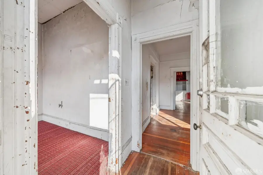 670 Sycamore Street, Oakland, CA 94612 - Image #3