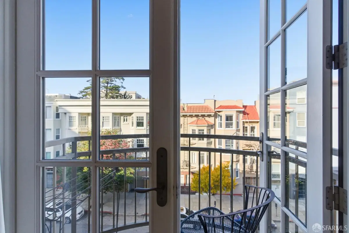 1725 Washington Street #9, San Francisco, CA 94109 - Image #1