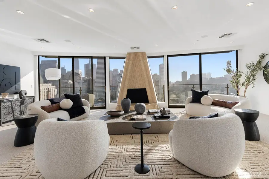 455 Vallejo Street #PH7, San Francisco, CA 94133 - Image #2