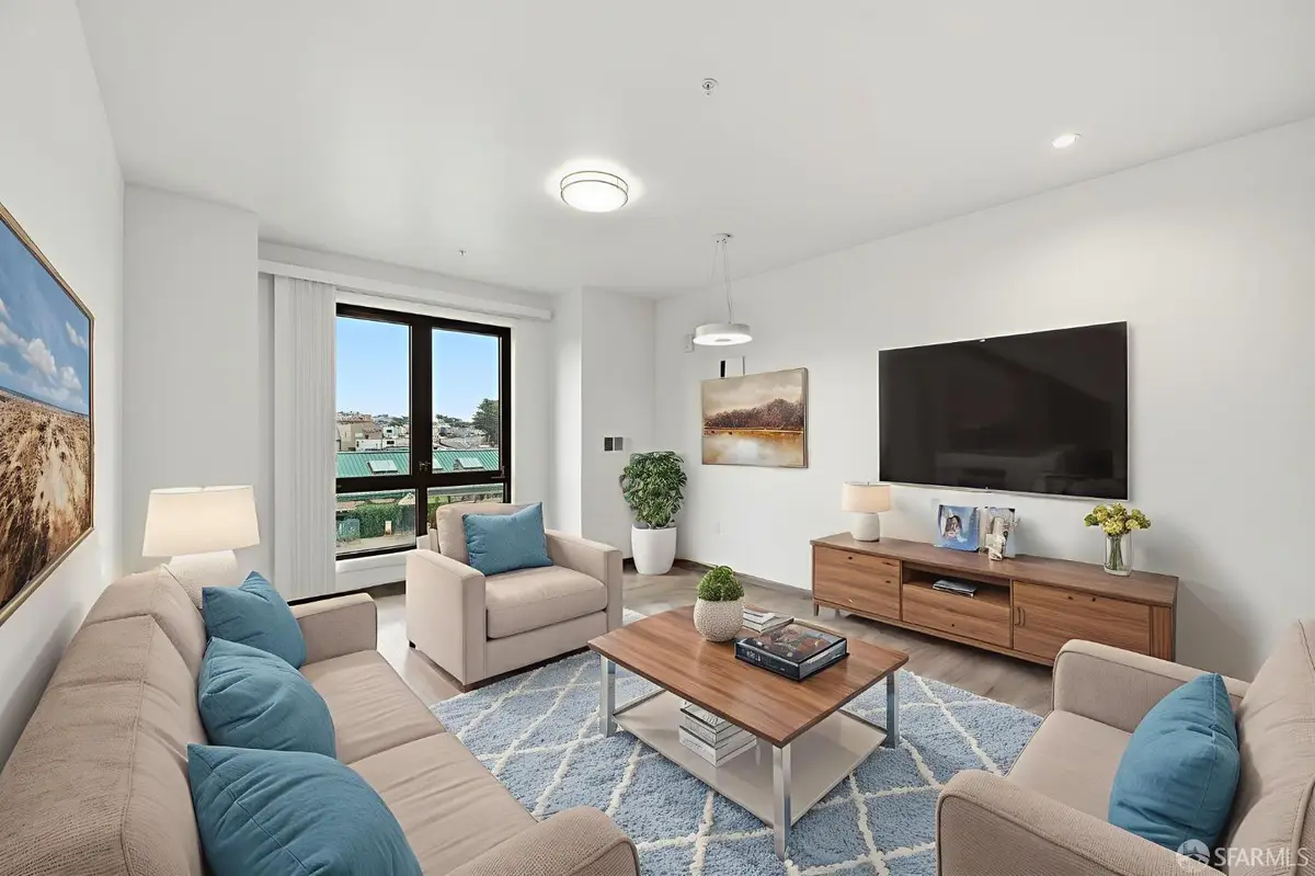 3535 Wawona Street #415, San Francisco, CA 94116 - Image #1