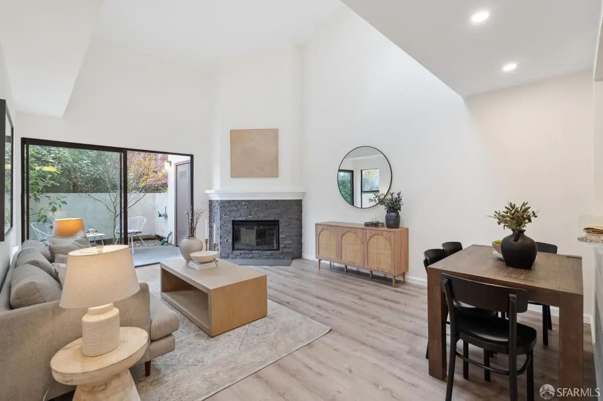 111 N Villa Way, Walnut Creek, CA 94595 - Image #1