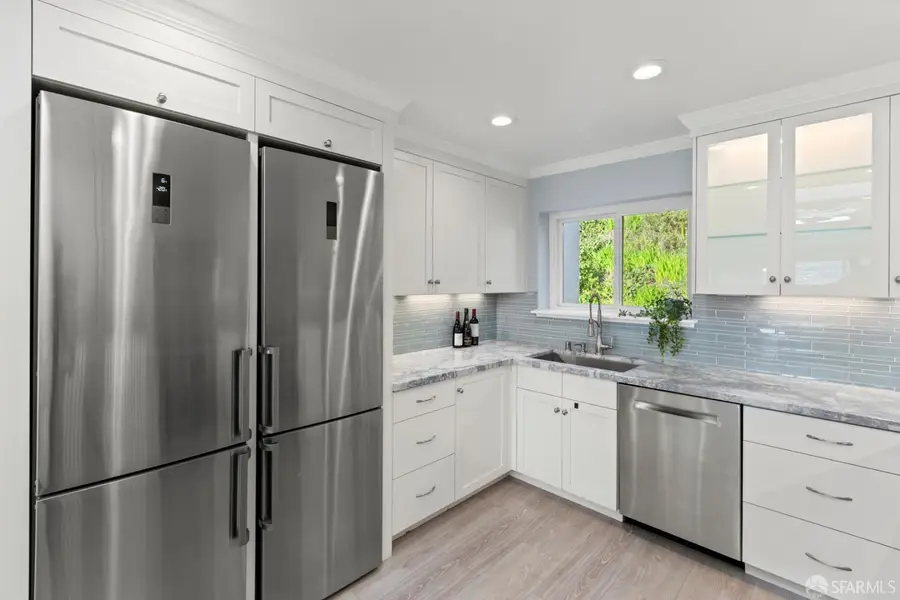 418 Joost Avenue, San Francisco, CA 94127 - Image #2