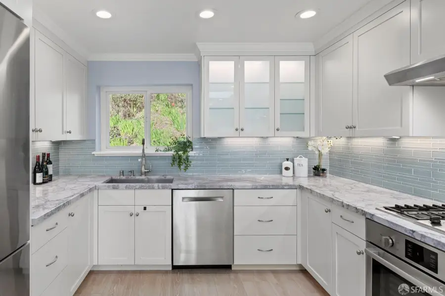 418 Joost Avenue, San Francisco, CA 94127 - Image #3