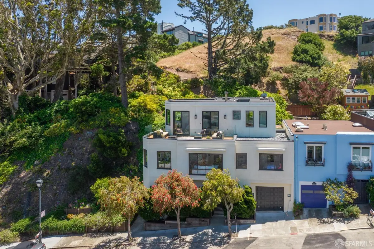 1 Newburg Street, San Francisco, CA 94131 - Image #1