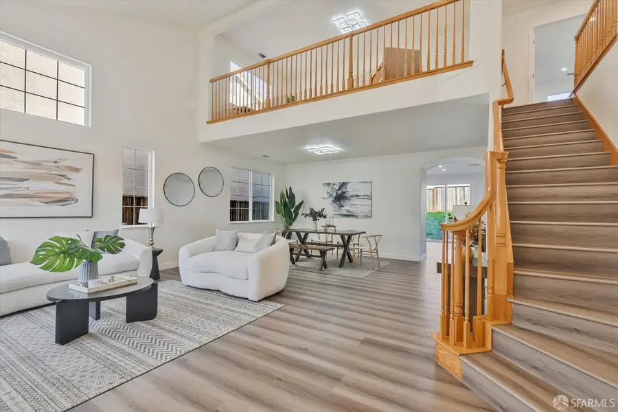 344 Hawk Ridge Drive, Richmond, CA 94806 - Image #2