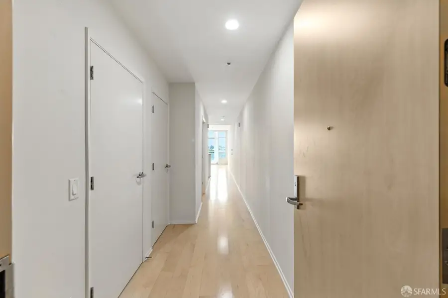 1 Lakeside Drive #1006, Oakland, CA 94612 - Image #2