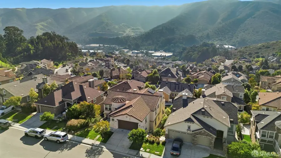 147 Elderberry Lane, Brisbane, CA 94005 - Image #3