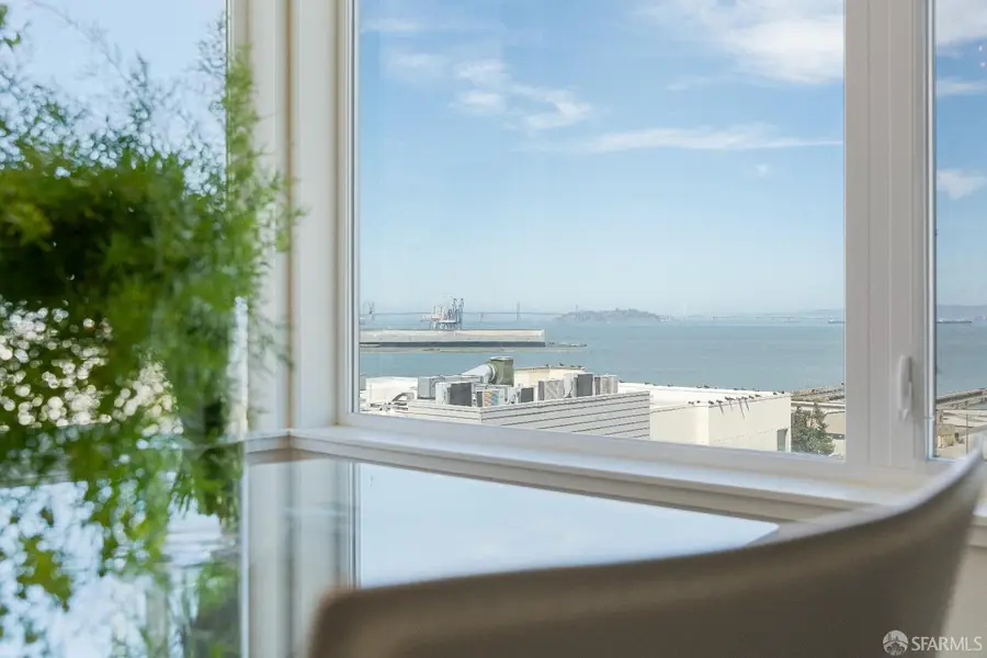 52 Innes Court #402, San Francisco, CA 94124 - Image #2