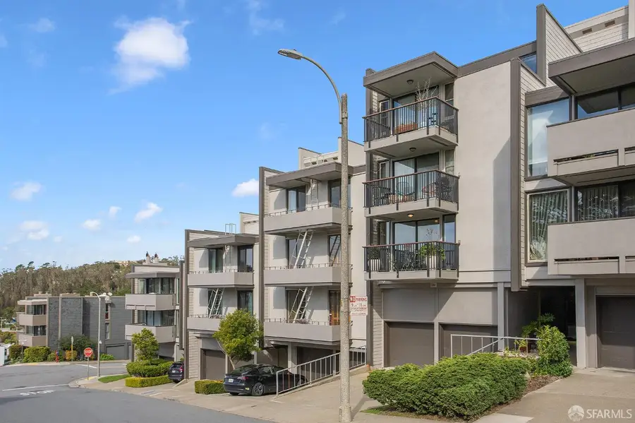 266 Red Rock Way #A, San Francisco, CA 94131 - #2