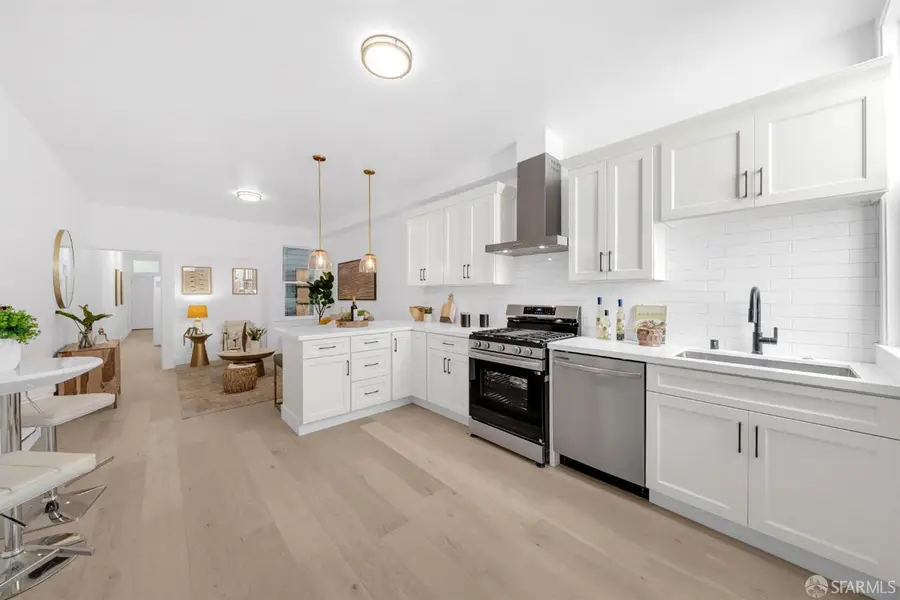 1060 Noe Street #1060, San Francisco, CA 94114 - Image #3