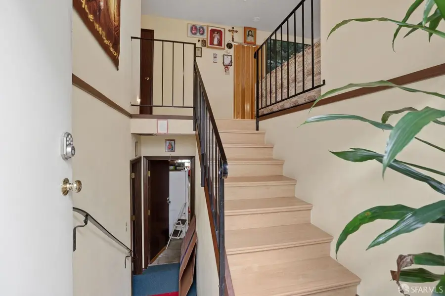 957 Gellert Boulevard, Daly City, CA 94015 - #2